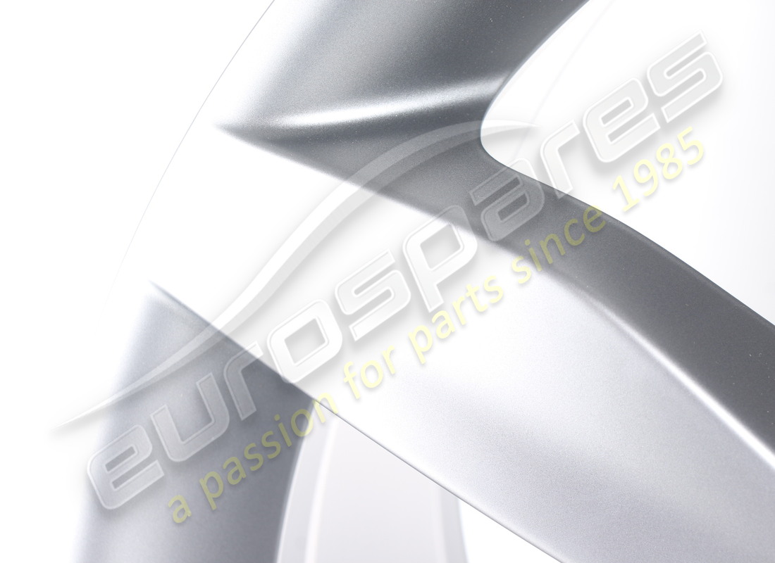 neues ferrari hinterrad. teilenummer 336561 (2)