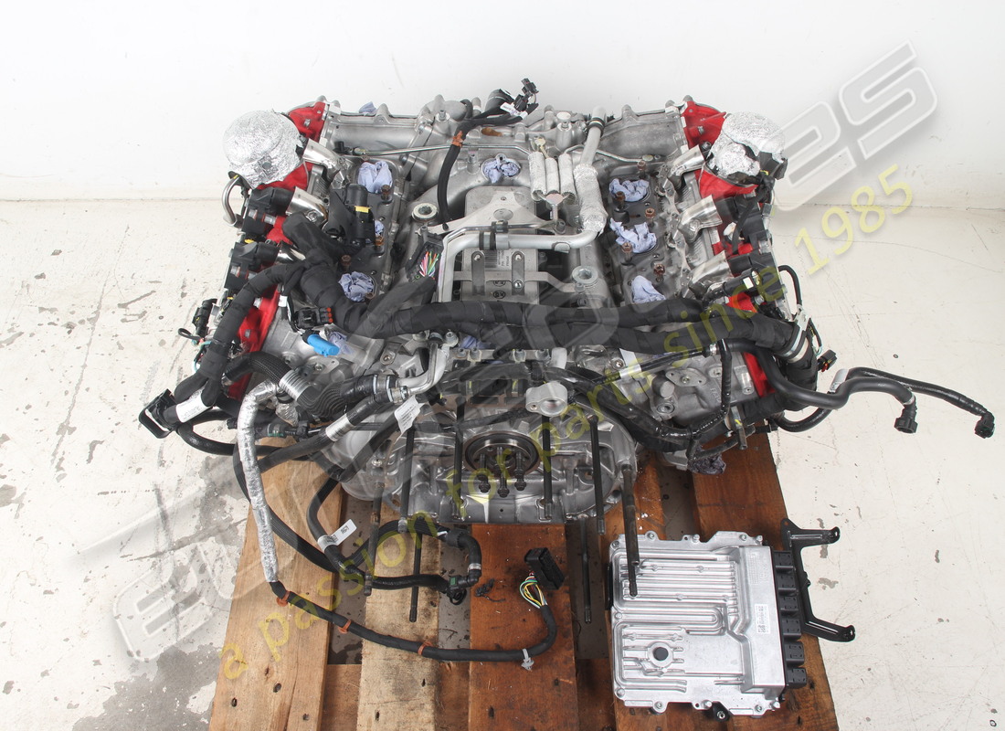 gebrauchter ferrari 296 motor. teilenummer 985000364 (3)