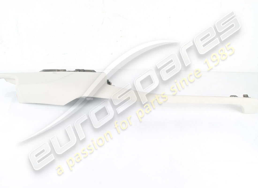 gebrauchte eurospares untere armaturenbrettverkleidungen in hellgrauem leder 4301 teilenummern 947673 und 947672 sind aus leder, nicht aus alcantara. teilenummer eap1723553 (3)