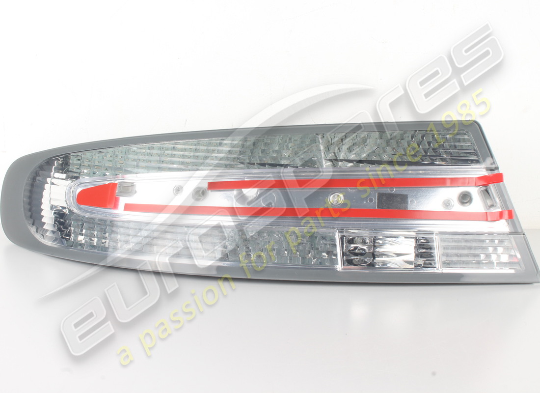 neues aston martin linkes rücklicht (le mans clear). teilenummer 8d333710141 (1)