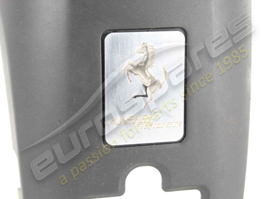 gebraucht ferrari komplettes zentrales kosmetikschutz. teilenummer 86921700 (2)