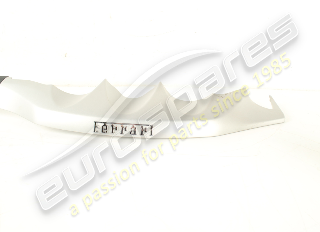 gebrauchter ferrari mitteleinsatz. teilenummer 83930000 (3)