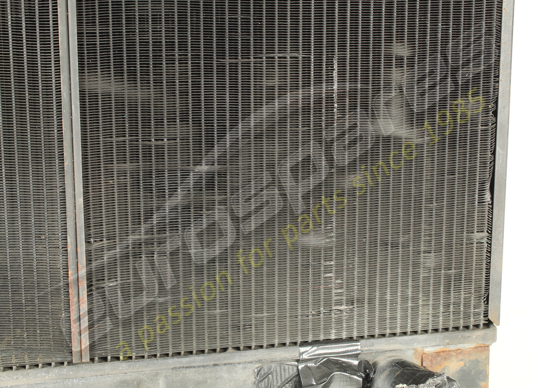 GEBRAUCHTER FERRARI WASSERKÜHLER. TEILENUMMER 116287 (2) gebrauchter ferrari wasserkühler. teilenummer 116287 (2)