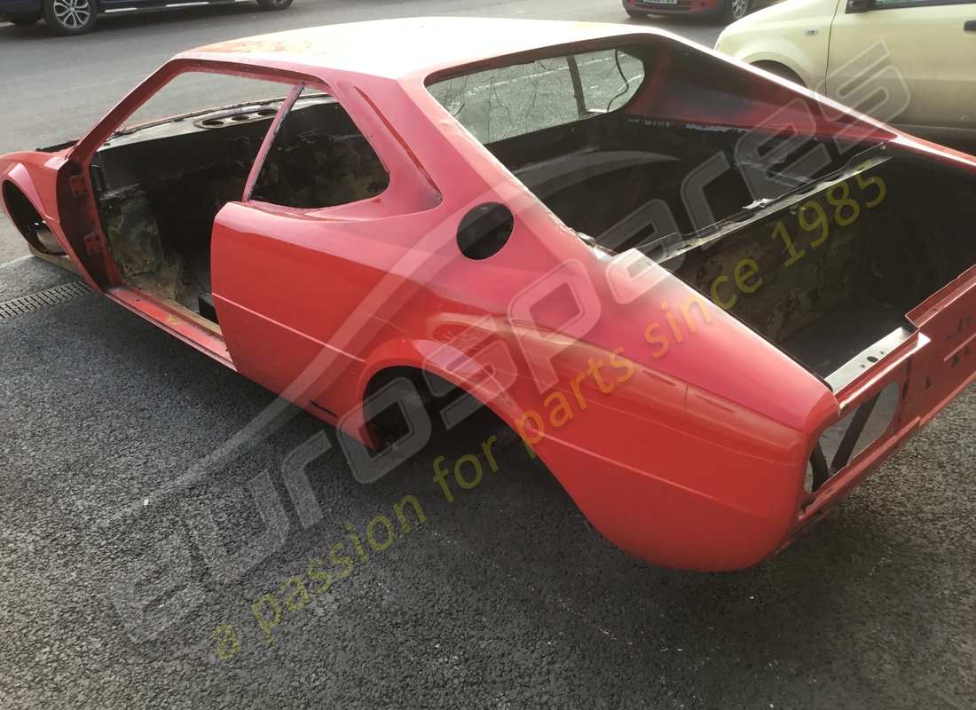 gebraucht: eurospares ferrari 308 gt4 dino (1979) rhd-körper und fahrgestell. teilenummer eap1390100 (3)
