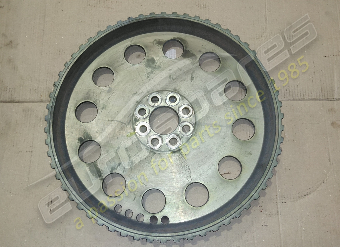 gebraucht ferrari motorschwungrad gta. teilenummer 170774 (2)