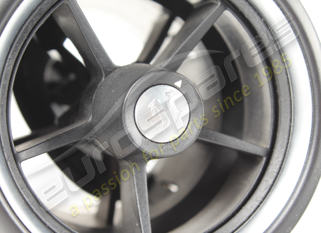 verwendet ferrari luftventil. teilenummer 83345300 (2)