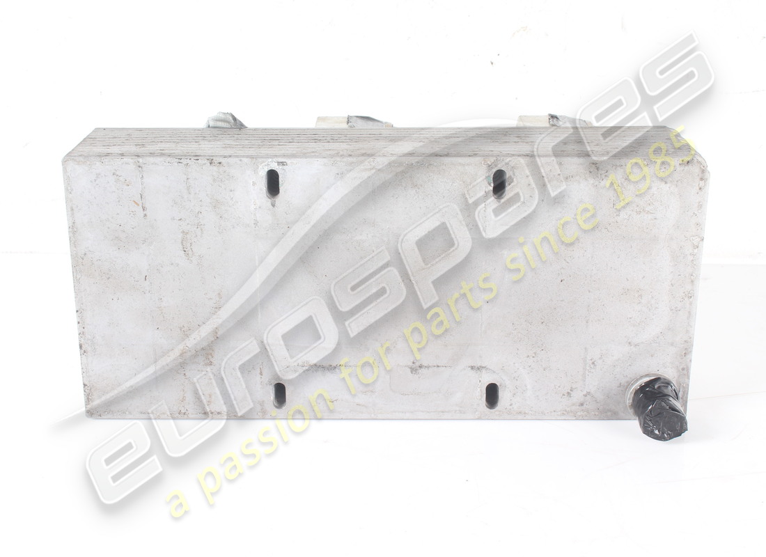 VERWENDETER FERRARI ÖL-WÄRMETAUSCHER. TEILENUMMER 326420 (6) verwendeter ferrari öl-wärmetauscher. teilenummer 326420 (6)