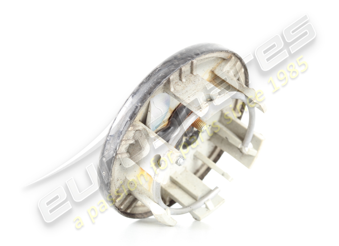 GEBRAUCHTE FERRARI CARBON-NABENKAPPE. TEILENUMMER 281089 (3) gebrauchte ferrari carbon-nabenkappe. teilenummer 281089 (3)