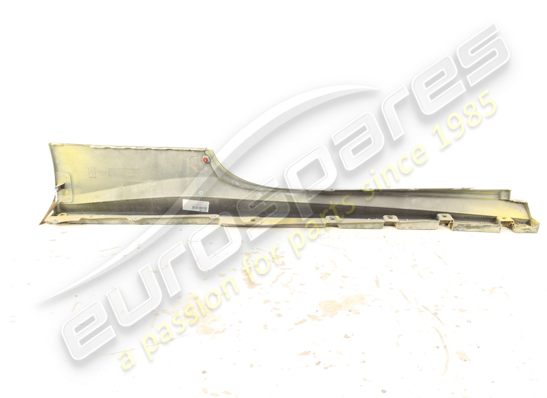gebraucht ferrari komplett links untertürverkleidung. teilenummer 88540810 (2)