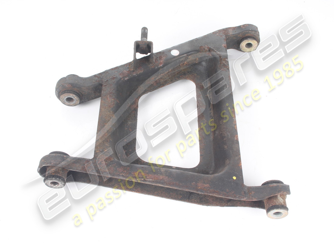 used ferrari rh rear suspension lower lever. part number 117805 (2)