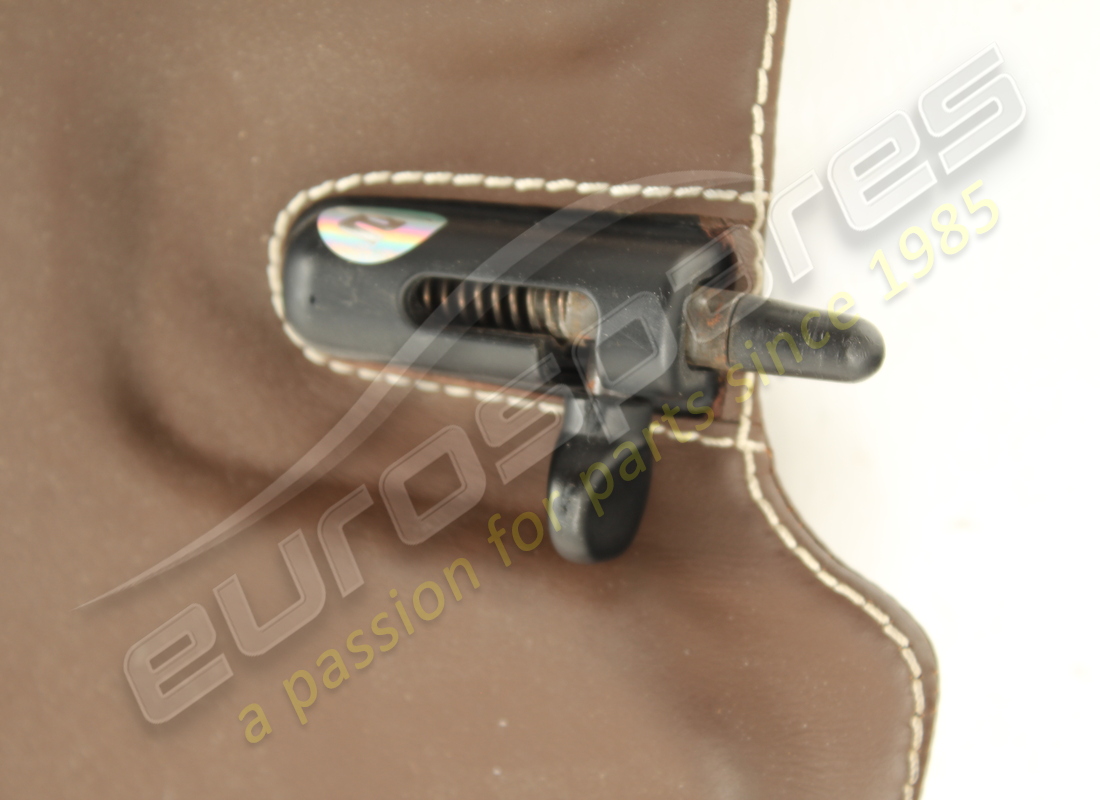 gebrauchte ferrari hintere hutablage. teilenummer 84116707 (4)