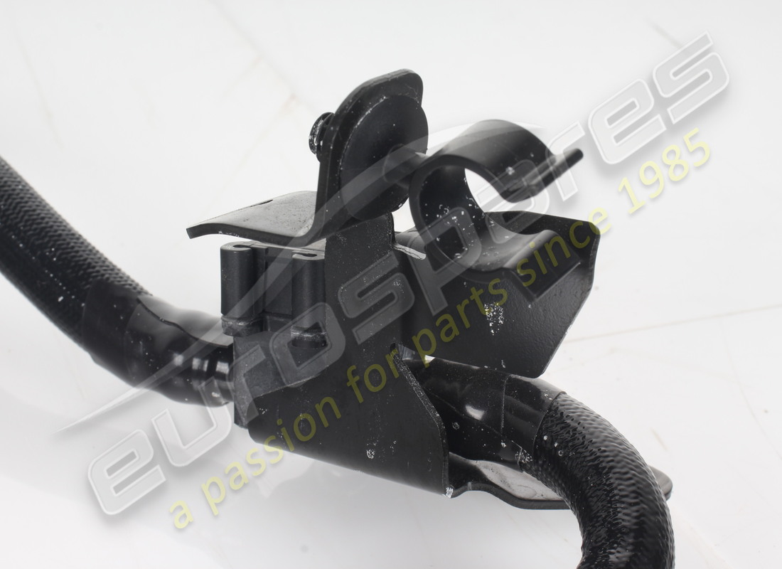 GEBRAUCHT FERRARI ROHR VON TEV DX ZU VENTURI DX. TEILENUMMER 910072 (3) gebraucht ferrari rohr von tev dx zu venturi dx. teilenummer 910072 (3)