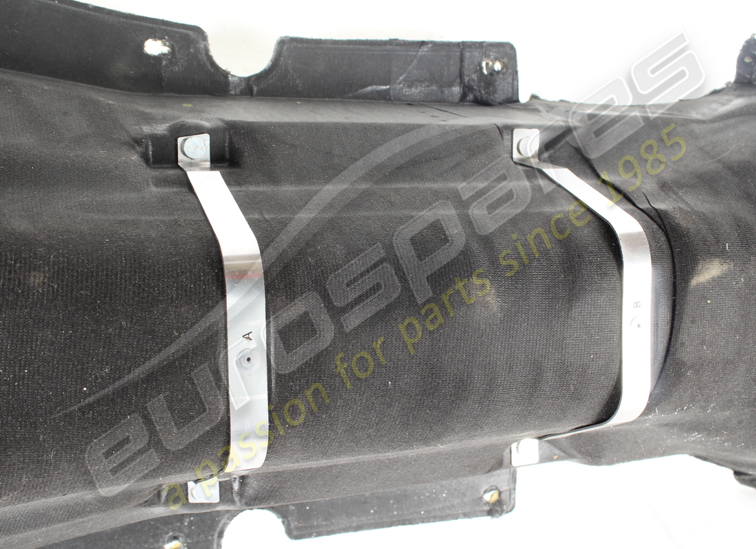 verwendet ferrari komplettes tunnel-hitzeschild. teilenummer 85676300 (6)