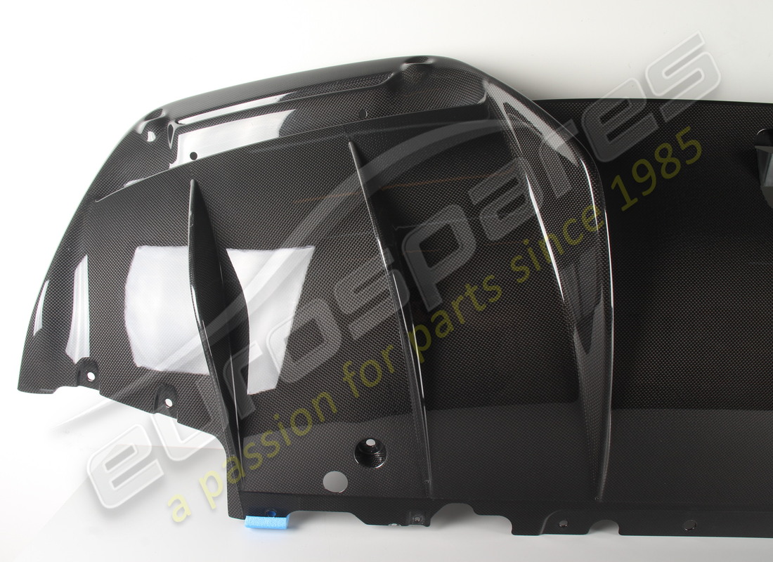 neu (sonstiges) ferrari carbon heckdiffusor. teilenummer 887758 (2)