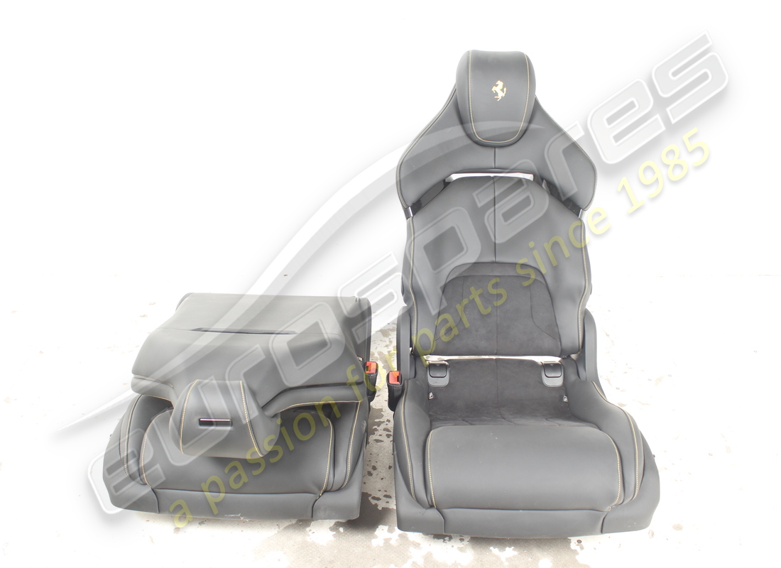 GEBRAUCHTER Eurospares KOMPLETT-SATZ VORDER- UND RÜCKSITZE. TEILENUMMER EAP1564145 (1)