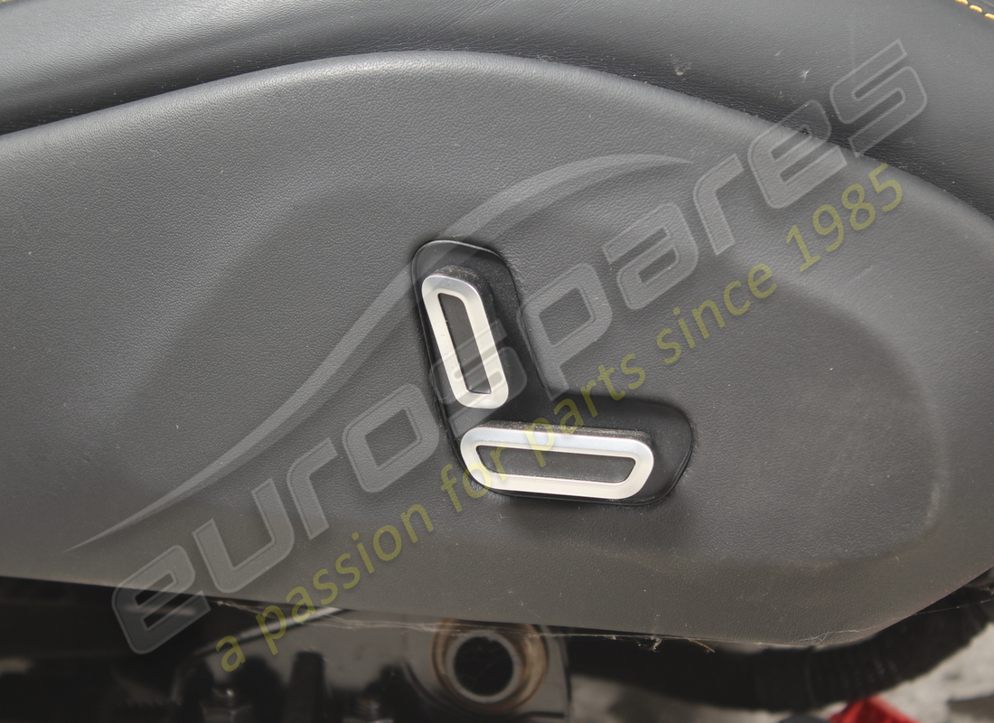 gebraucht eurospares komplettes set aus vorder- und rücksitzen. teilenummer eap1564145 (15)