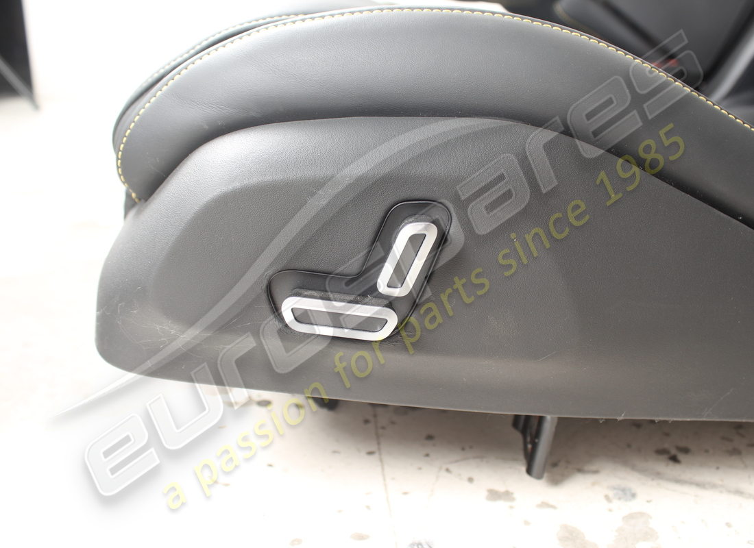 gebraucht eurospares komplettes set aus vorder- und rücksitzen. teilenummer eap1564145 (5)