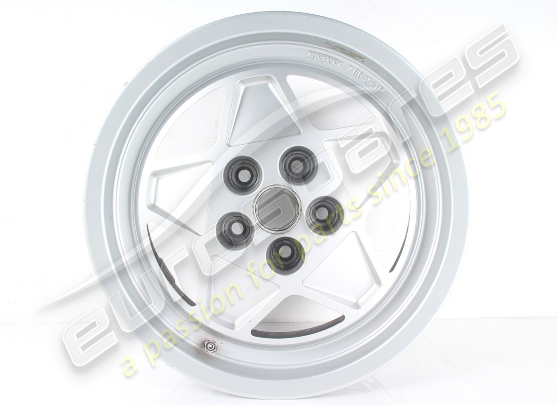 gebraucht ferrari vorderrad 7jx16 teilenummer 137079