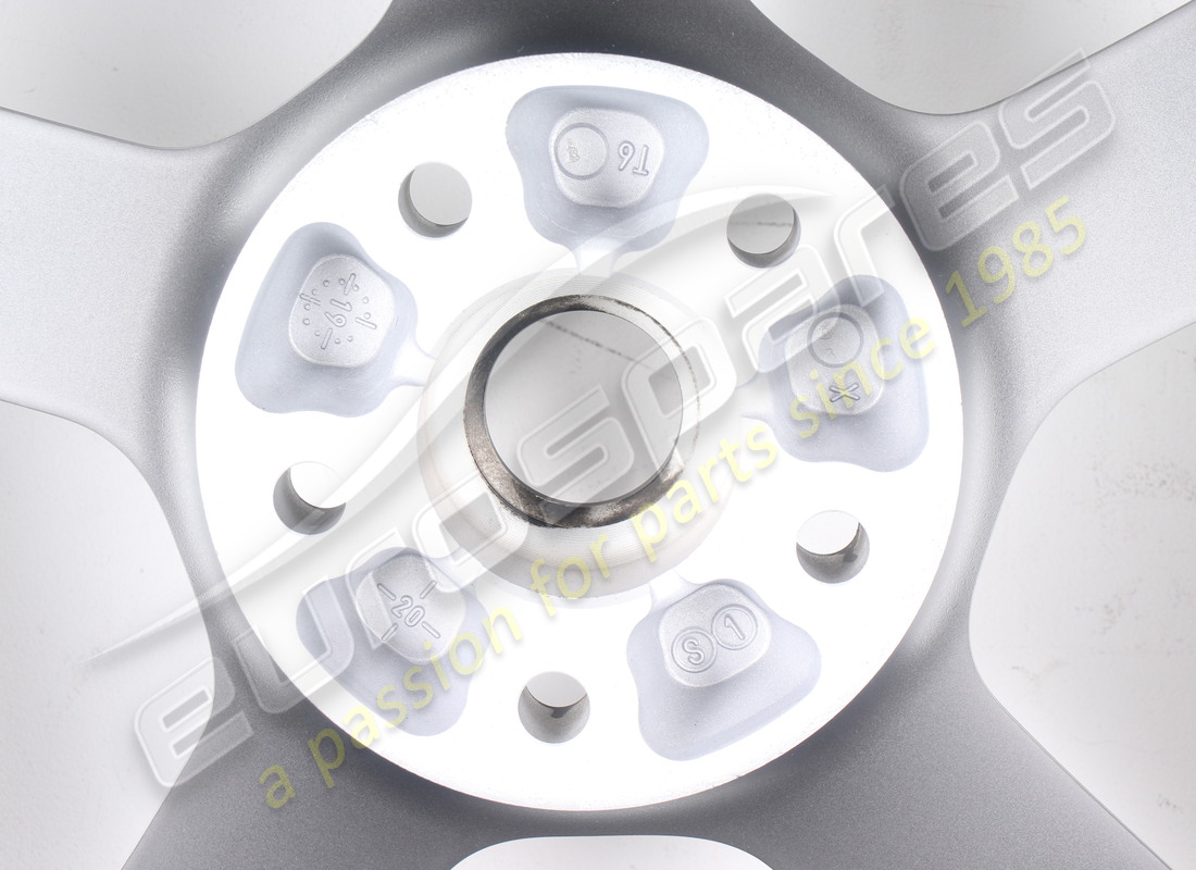 neues ferrari vorderrad. teilenummer 336560 (5)