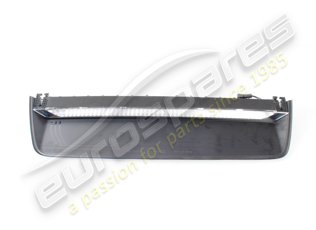 neues porsche bremslicht. teilenummer 9j1945087e (1)