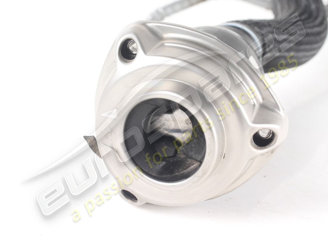 GEBRAUCHTE FERRARI KRAFTSTOFFEINFÜLLROHRBAUGRUPPE. TEILENUMMER 880514 (2) gebrauchte ferrari kraftstoffeinfüllrohrbaugruppe. teilenummer 880514 (2)