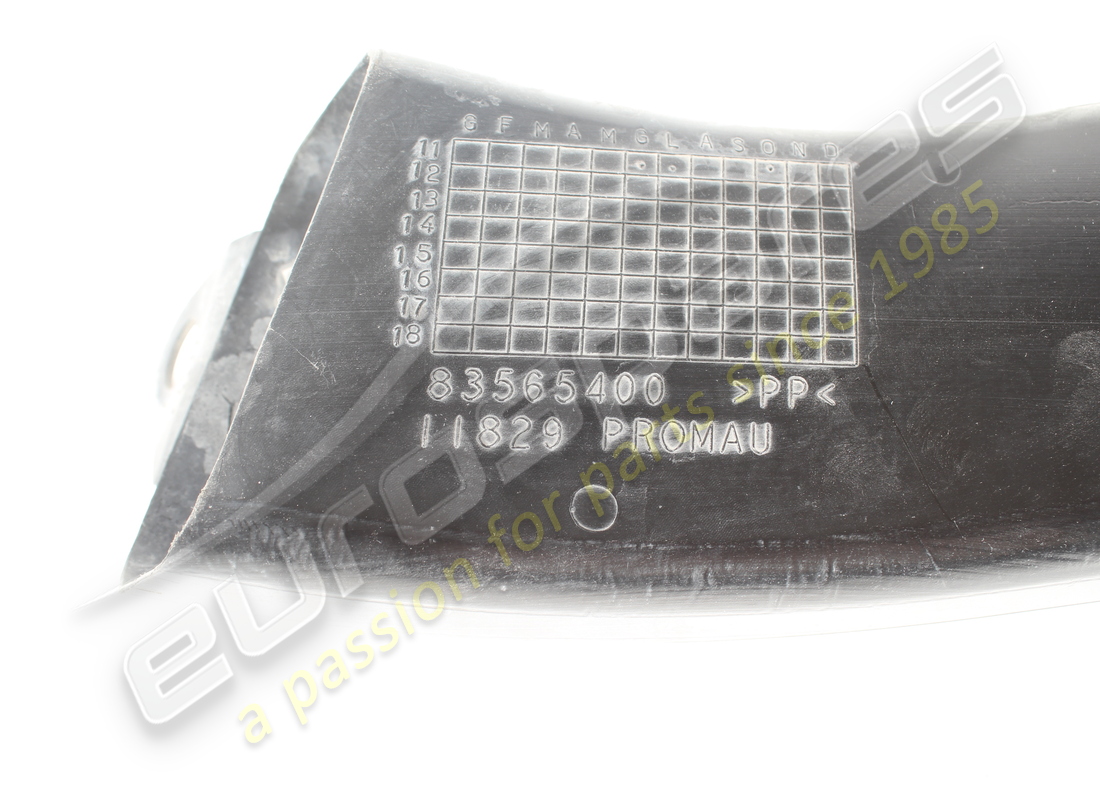 verwendet ferrari linker bremsluftkanal. teilenummer 83565400 (2)