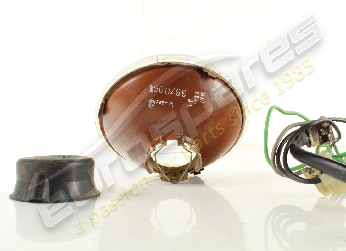 GEBRAUCHTE FERRARI FERNLICHT-LEUCHTENEINHEIT. TEILENUMMER 60907200 (2) gebrauchte ferrari fernlicht-leuchteneinheit. teilenummer 60907200 (2)