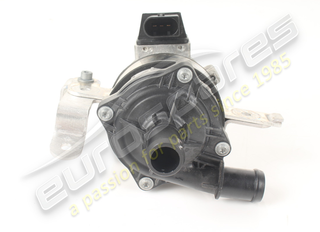 VERWENDETE FERRARI PUMPE. TEILENUMMER 908587 (5) verwendete ferrari pumpe. teilenummer 908587 (5)