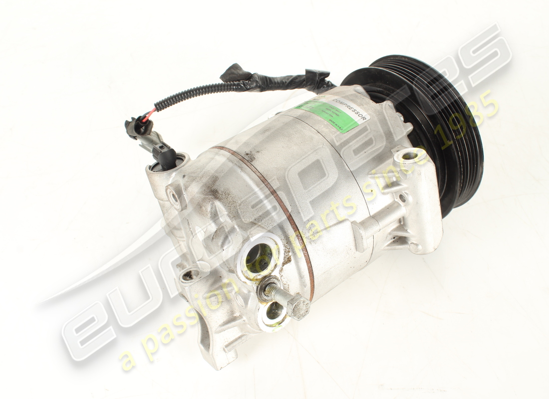 gebrauchter ferrari klimaanlagekompressor. teilenummer 265692 (2)