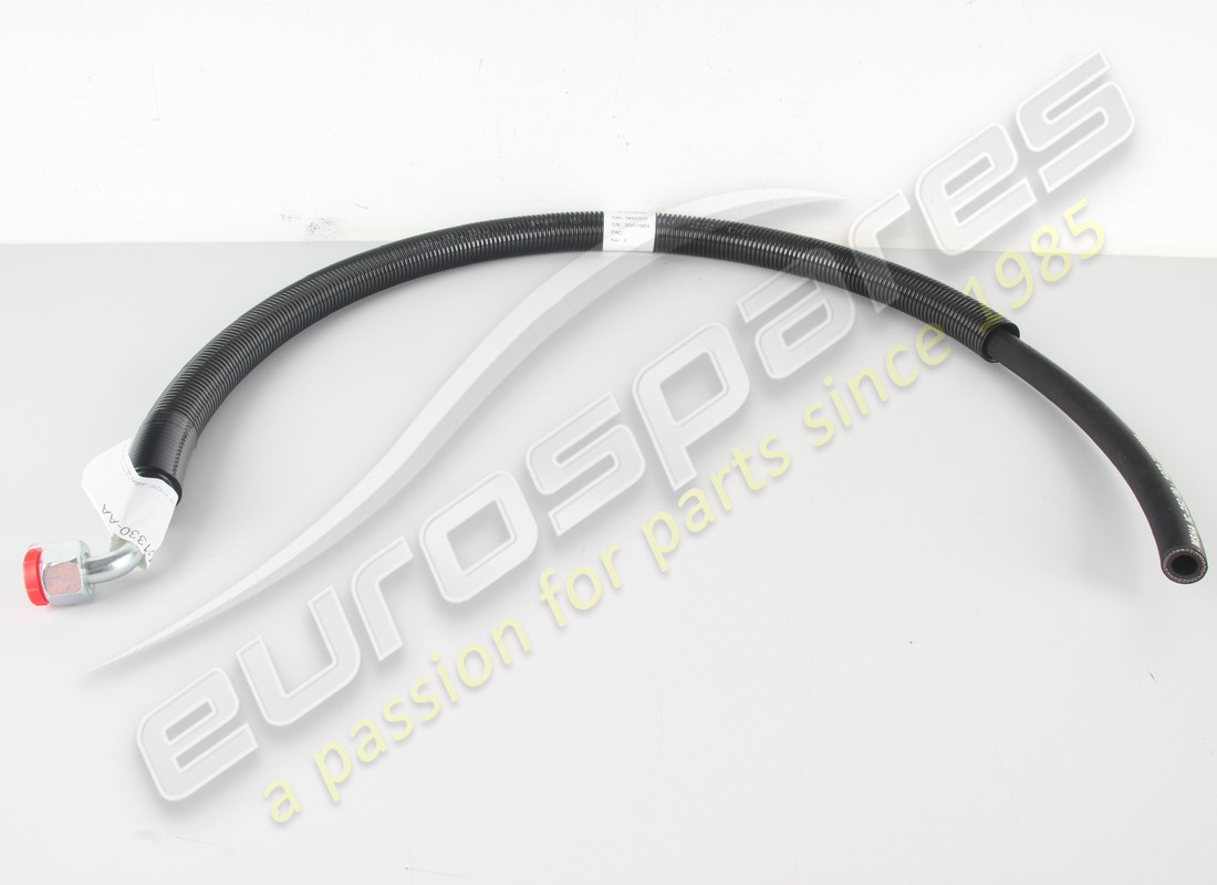 neuer aston martin montageschlauch. teilenummer 24121330aa (1)