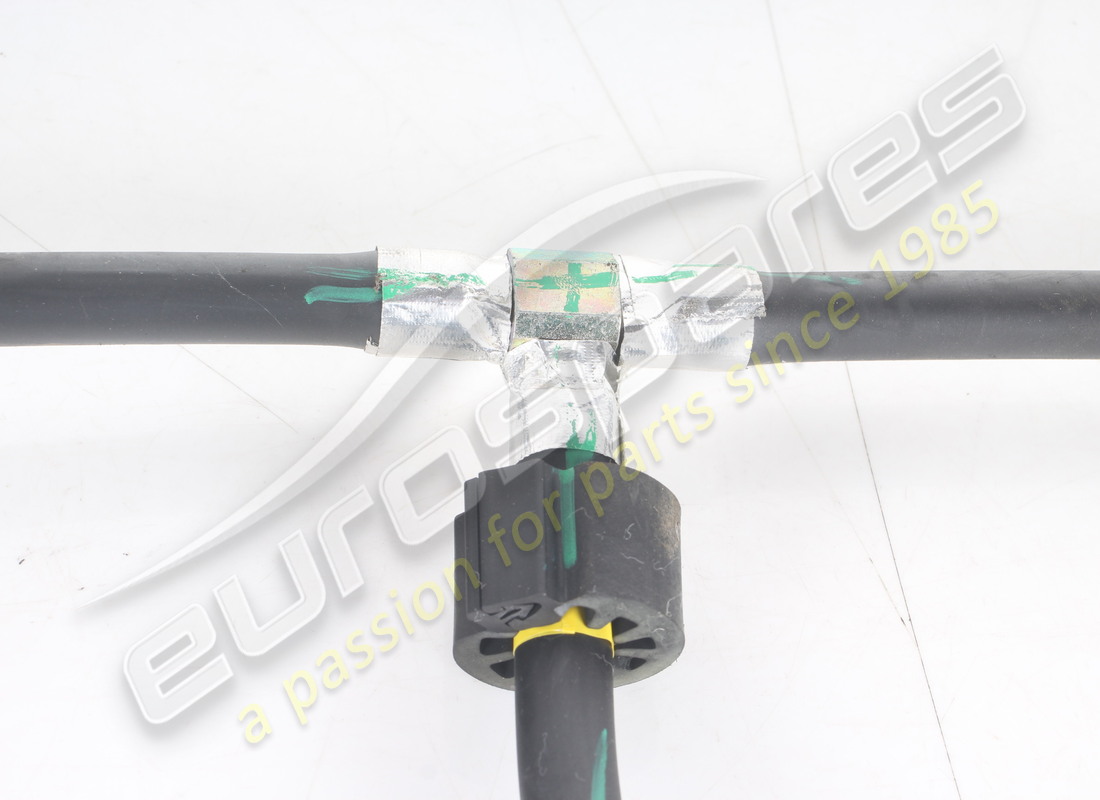 GEBRAUCHT FERRARI KRAFTSTOFFZUFUHRLEITUNG, HINTERER ABSCHNITT TEILENUMMER 285160 (2) gebraucht ferrari kraftstoffzufuhrleitung, hinterer abschnitt teilenummer 285160 (2)