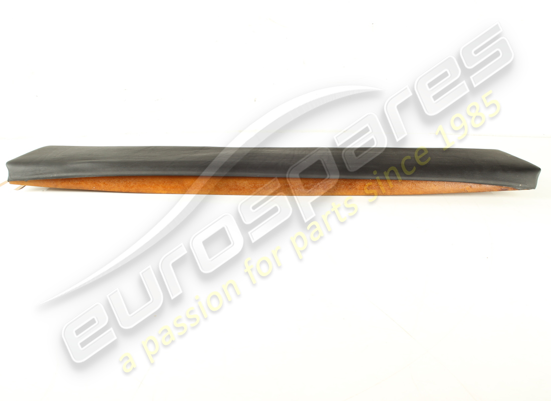 beschädigte ferrari dachverkleidung in schwarz vm8500. teilenummer 64595100 (2)