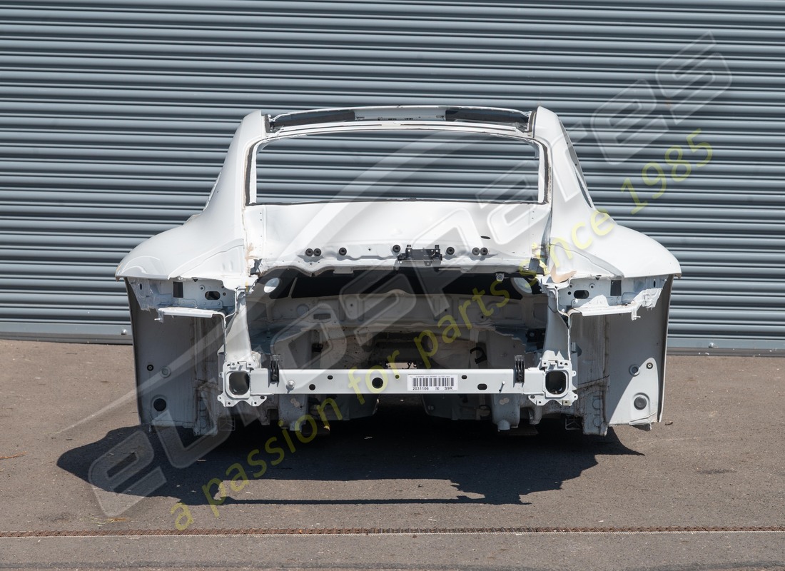 gebraucht porsche 992 gt3 hinteres fahrgestell und seitenwänder teilenummer eap1510496