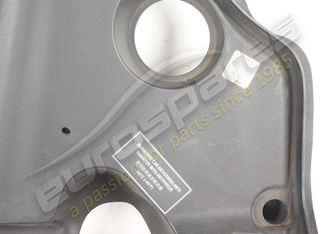 gebraucht ferrari komplette rechte unterwindschutzscheibe tr. teilenummer 86466200 (2)