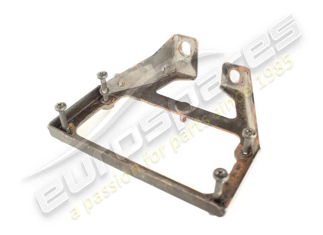 verwendete ferrari halterung. teilenummer 155320 (2)