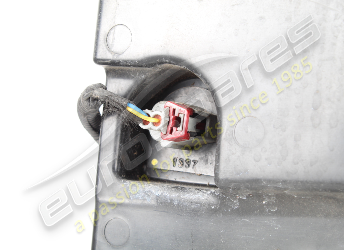 GEBRAUCHTER MASERATI SCHEIBE . TEILENUMMER 670001648 (4) gebrauchter maserati scheibe . teilenummer 670001648 (4)