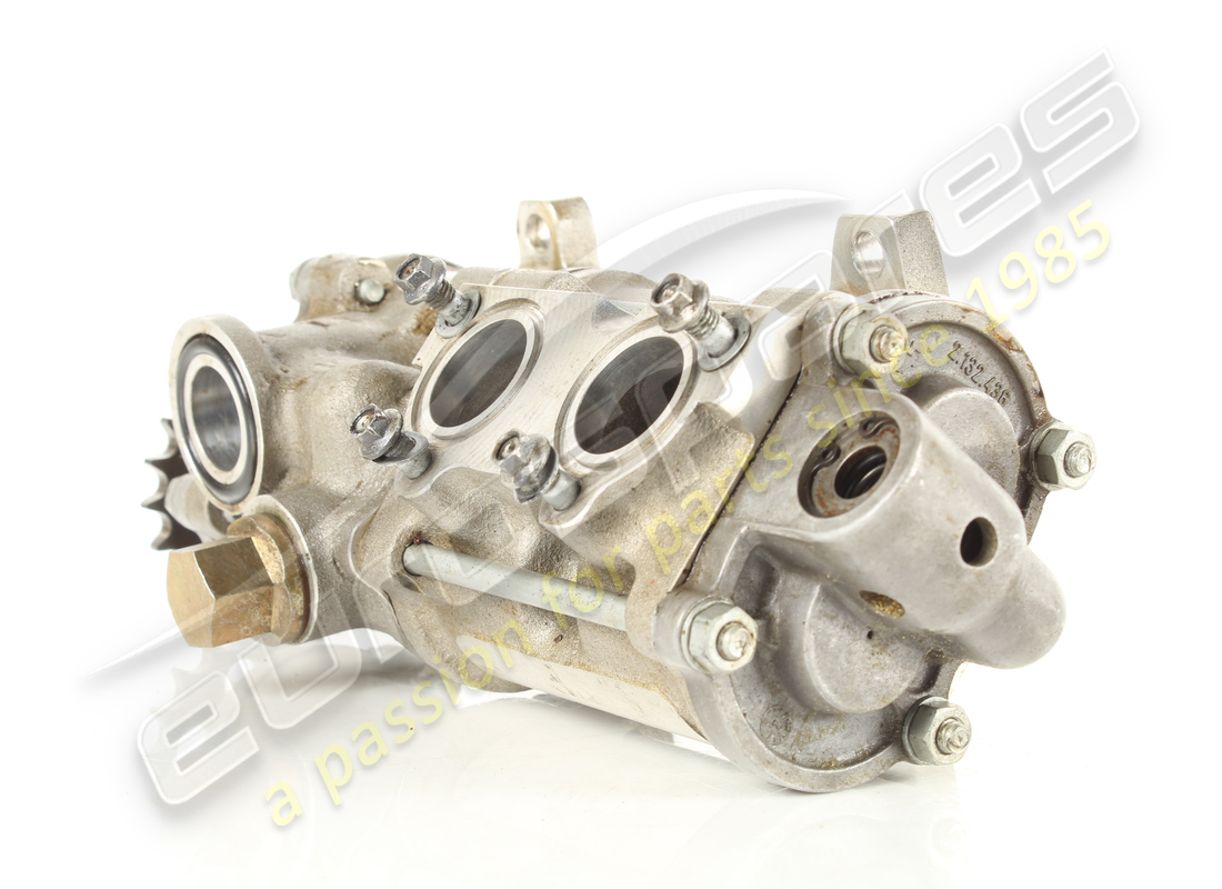 used ferrari recovery pump body with stud bolts. part number 143276 (4)