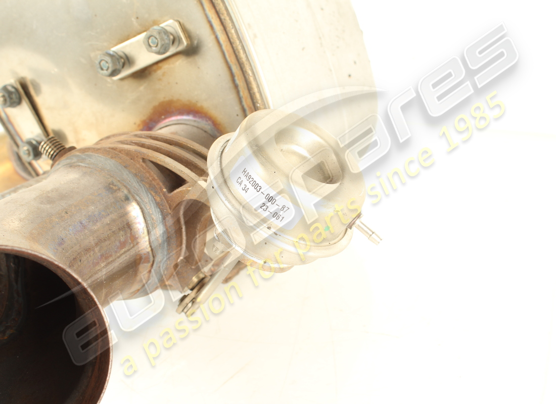 gebrauchter ferrari schalldämpfer hinten links. teilenummer 863204 (3)