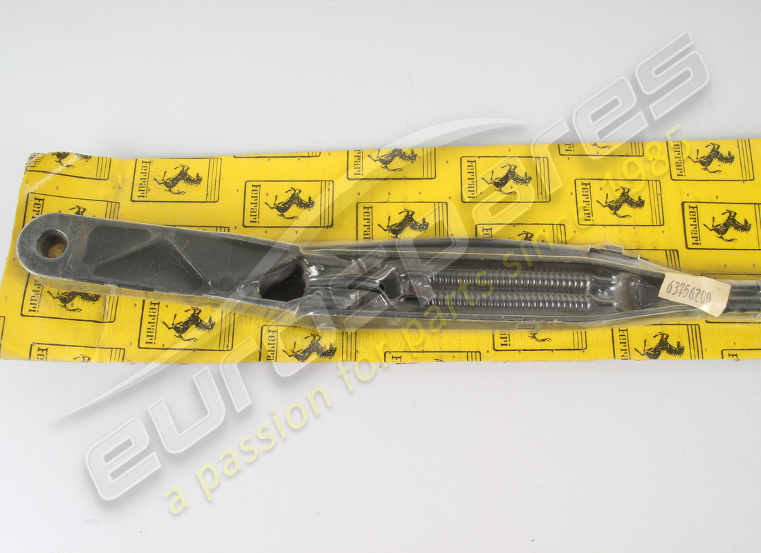 neu ferrari rechter wischerarm lhd teilenummer 63756200 (2)