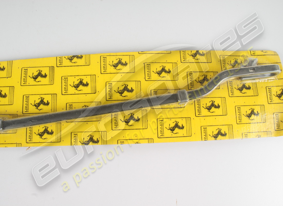 neu ferrari rechter wischerarm lhd teilenummer 63756200 (3)