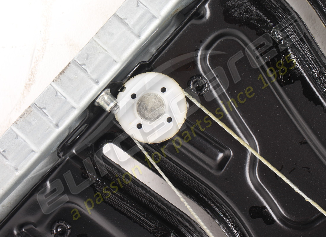 gebrauchter ferrari hinterer linker glasheber. teilenummer 69875800 (3)