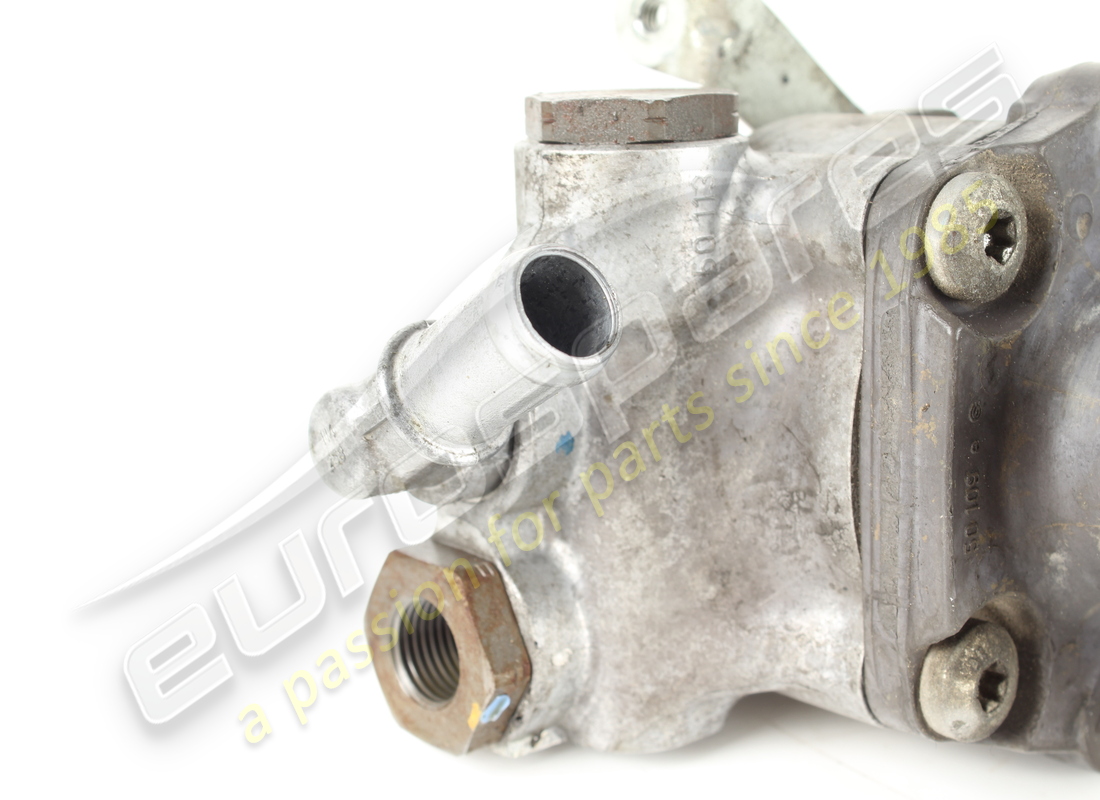 gebrauchte ferrari servolenkpumpe. teilenummer 272325 (2)