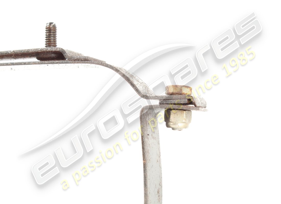 verwendete ferrari halterung. teilenummer 154385 (3)