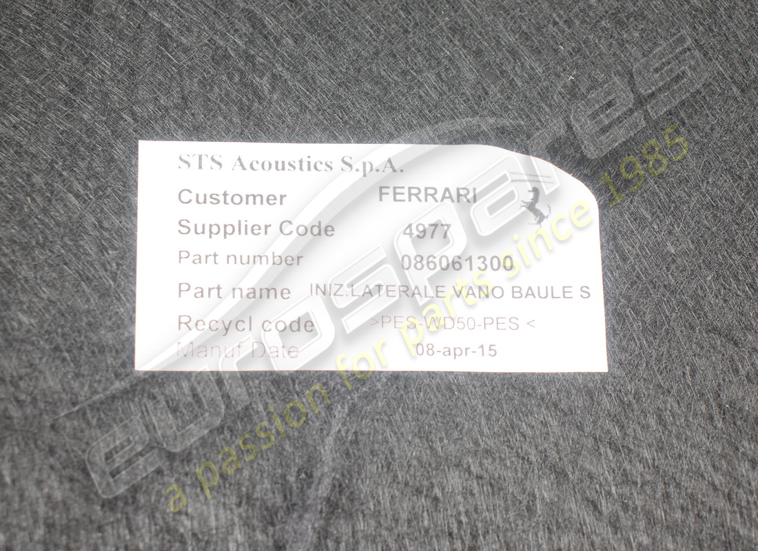 gebraucht ferrari links seitlicher gepäckraum teilenummer 86061300 (6)