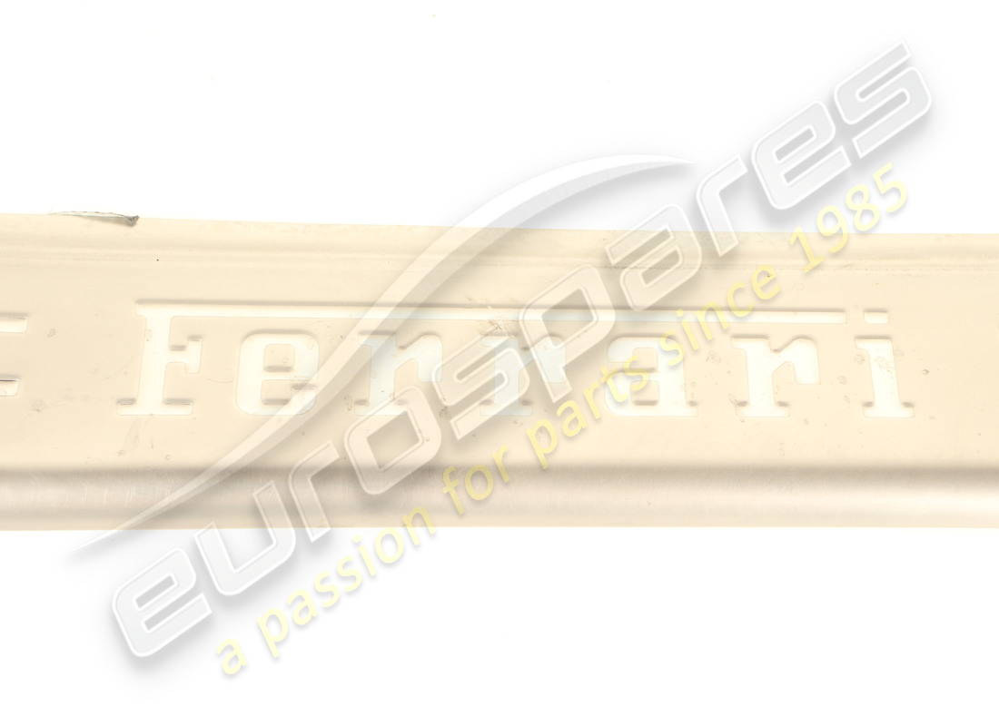 gebrauchte ferrari rechte trittplatte. teilenummer 85082500 (2)