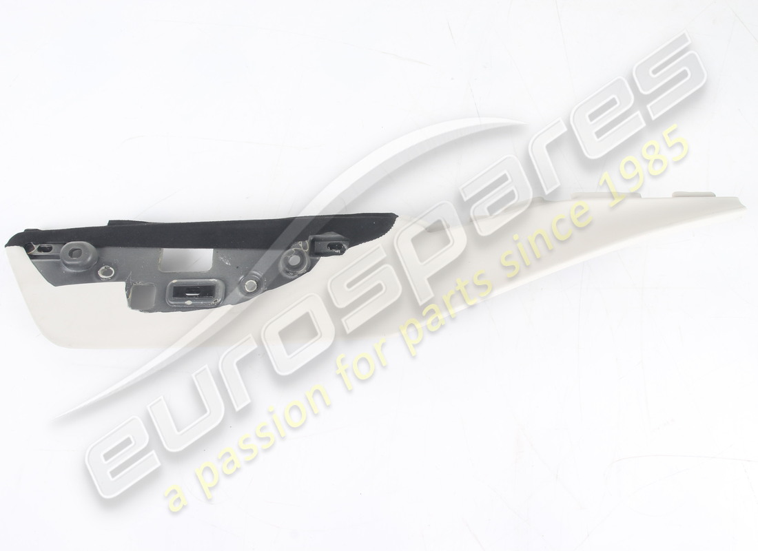 gebrauchte eurospares untere armaturenbrettverkleidungen in hellgrauem leder 4301 teilenummern 947673 und 947672 sind aus leder, nicht aus alcantara. teilenummer eap1723553 (16)