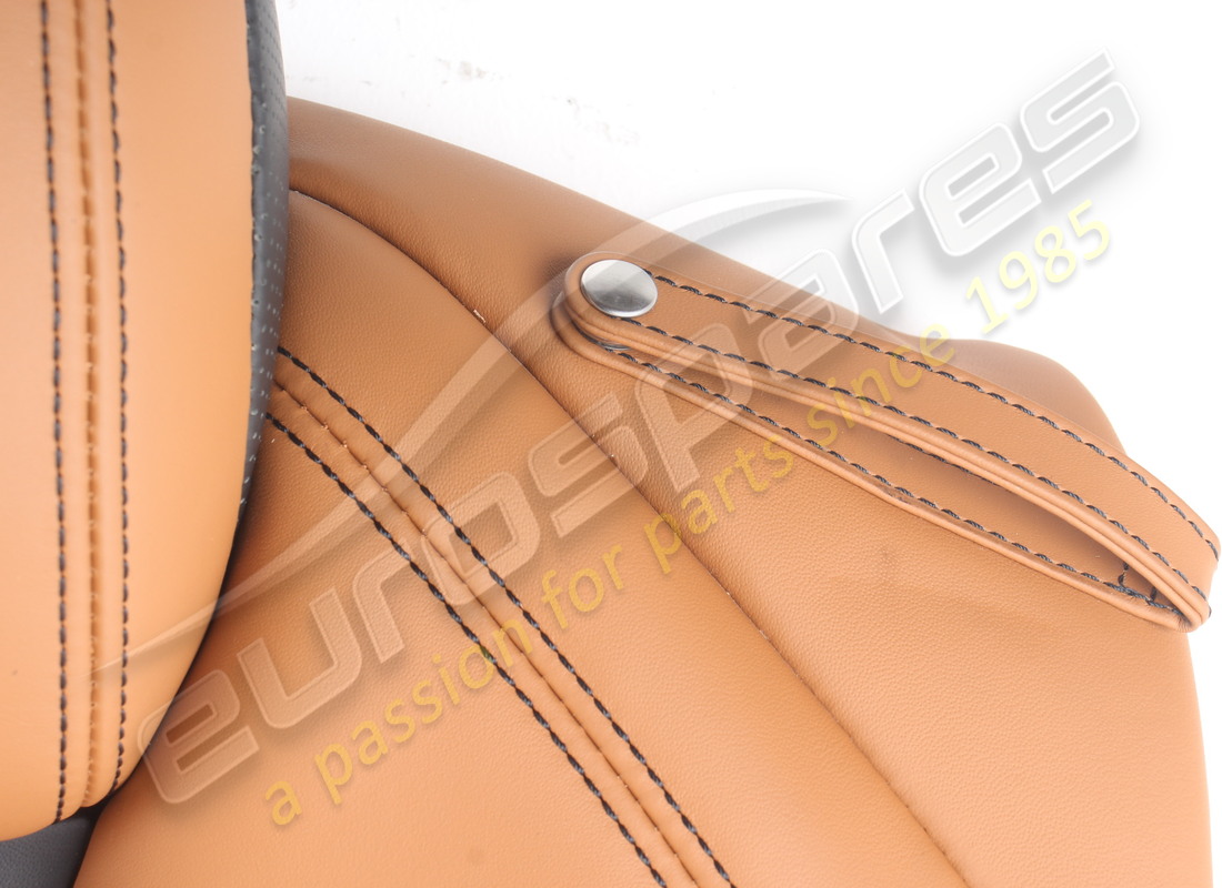 gebraucht ferrari komplettes sitzset in cuoio-leder und alcantara. teilenummer eap1723564 (18)