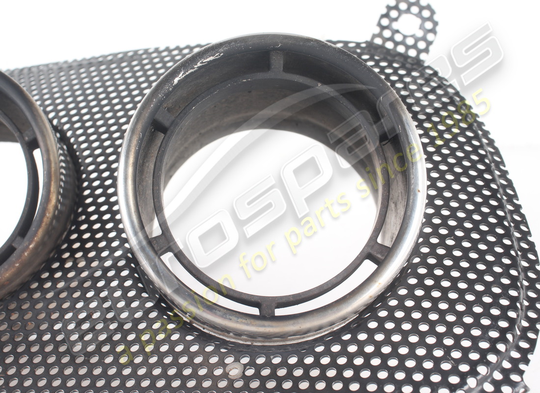 GEBRAUCHTE FERRARI RECHTE AUSPUFF-ENDROHRSPITZE. TEILENUMMER 87787300 (5) gebrauchte ferrari rechte auspuff-endrohrspitze. teilenummer 87787300 (5)