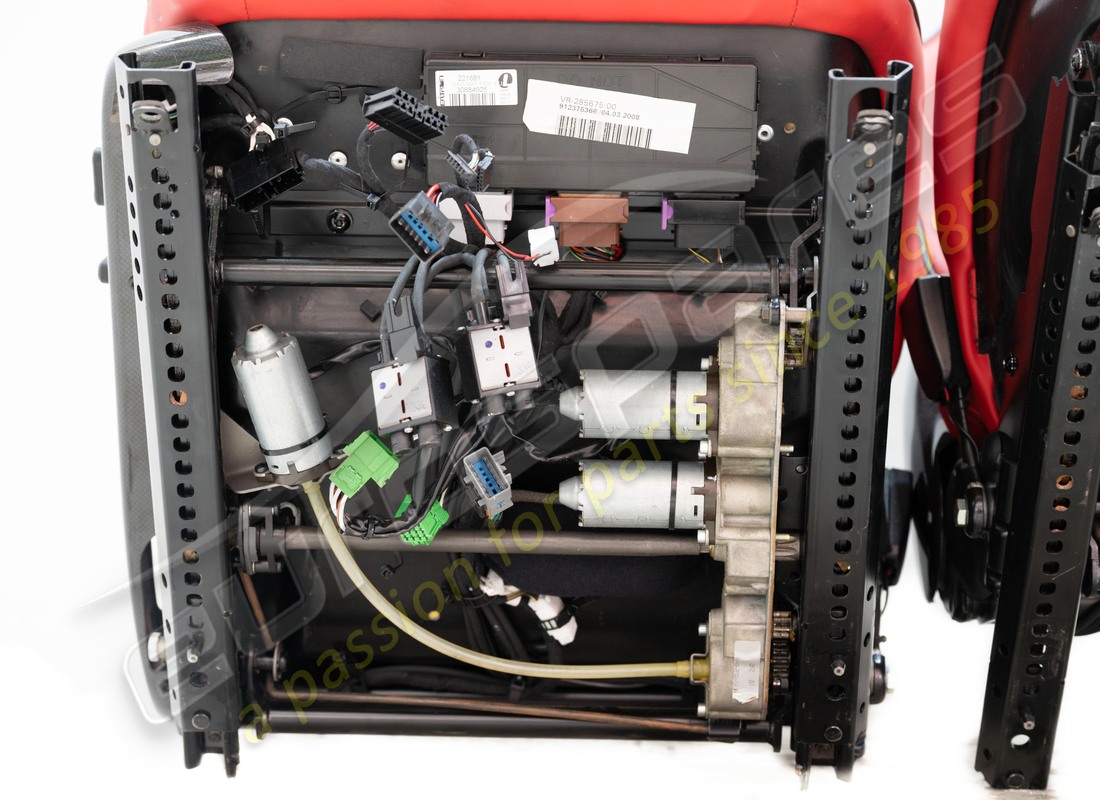 USED FERRARI CARBON SEATS (RHD). PART NUMBER EAP1552588 (12) used ferrari carbon seats (rhd). part number eap1552588 (12)