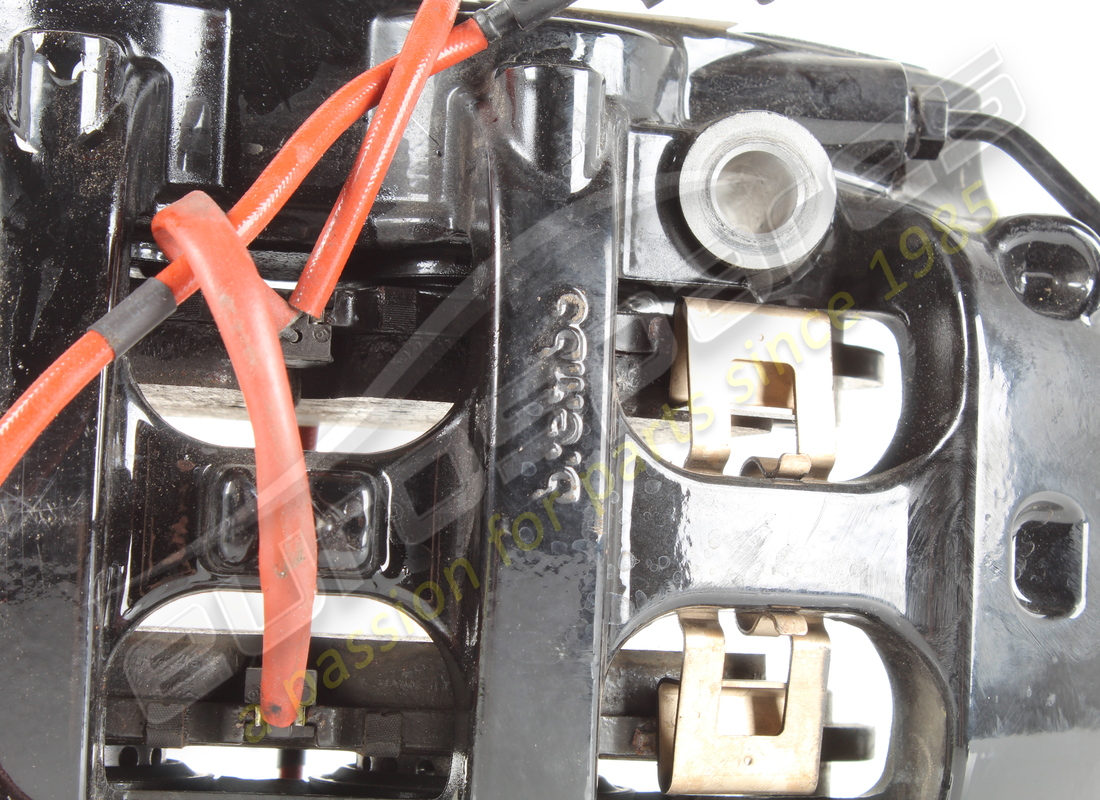 GEBRAUCHT FERRARI KOMPLETTER HINTERER BREMSSATTEL RECHTS. TEILENUMMER 776926 (4) gebraucht ferrari kompletter hinterer bremssattel rechts. teilenummer 776926 (4)